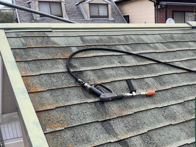 小野市の屋根塗装前洗浄